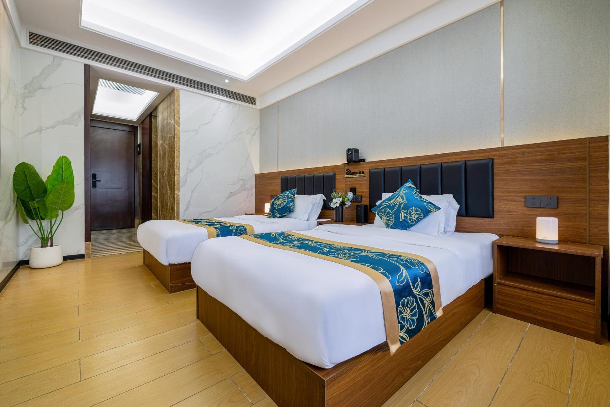 Xingyin Cloudy Hotel Guangzhou Changgang Subway Station - Free Shuttle Bus To Canton Fair Complex During Canton Fair Period Экстерьер фото