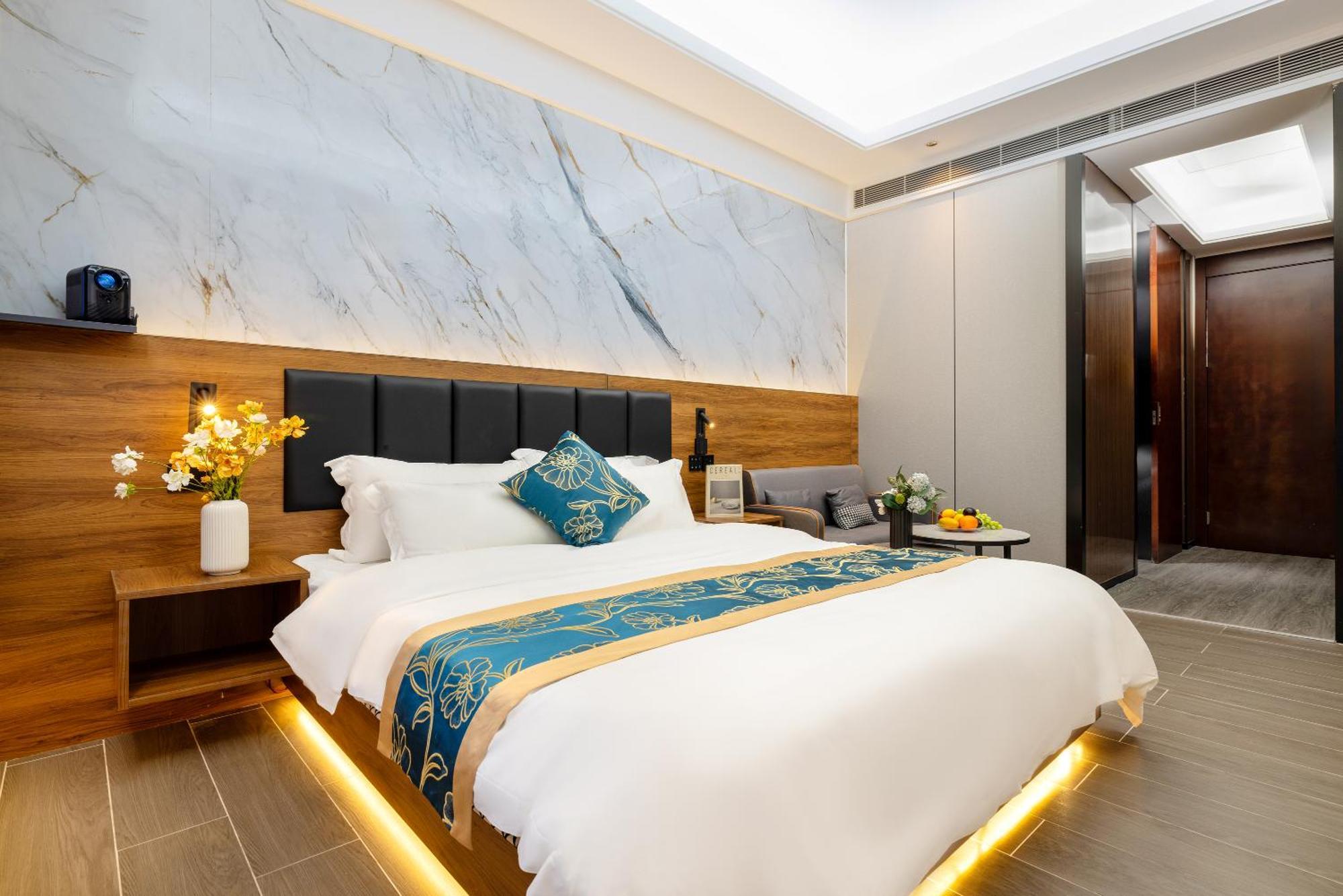 Xingyin Cloudy Hotel Guangzhou Changgang Subway Station - Free Shuttle Bus To Canton Fair Complex During Canton Fair Period Экстерьер фото