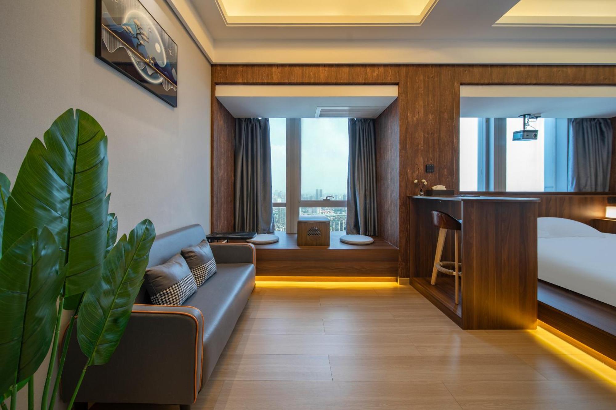 Xingyin Cloudy Hotel Guangzhou Changgang Subway Station - Free Shuttle Bus To Canton Fair Complex During Canton Fair Period Экстерьер фото